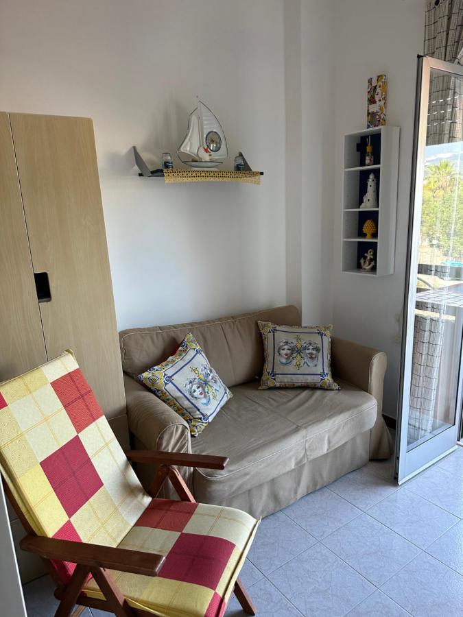 Serena Holiday Home Naxos Джардіні-Наксос Екстер'єр фото